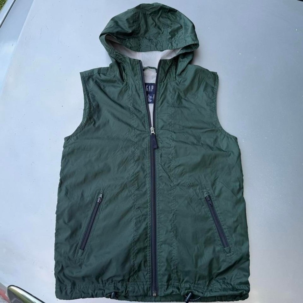 Vintage women's Green Gap windbreaker vest